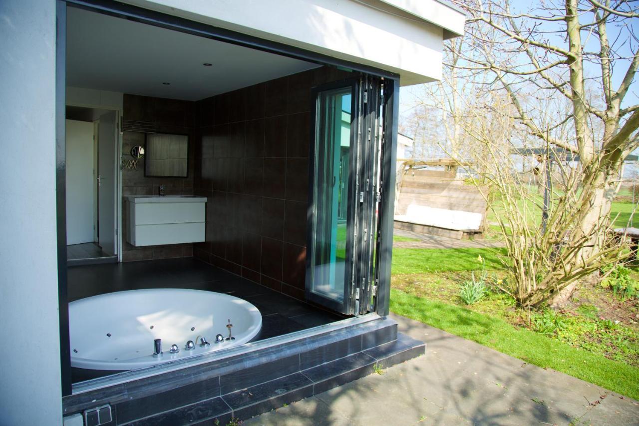 Bungalow Haarlem Amsterdam With Jacuzzi Vijfhuizen Exterior photo