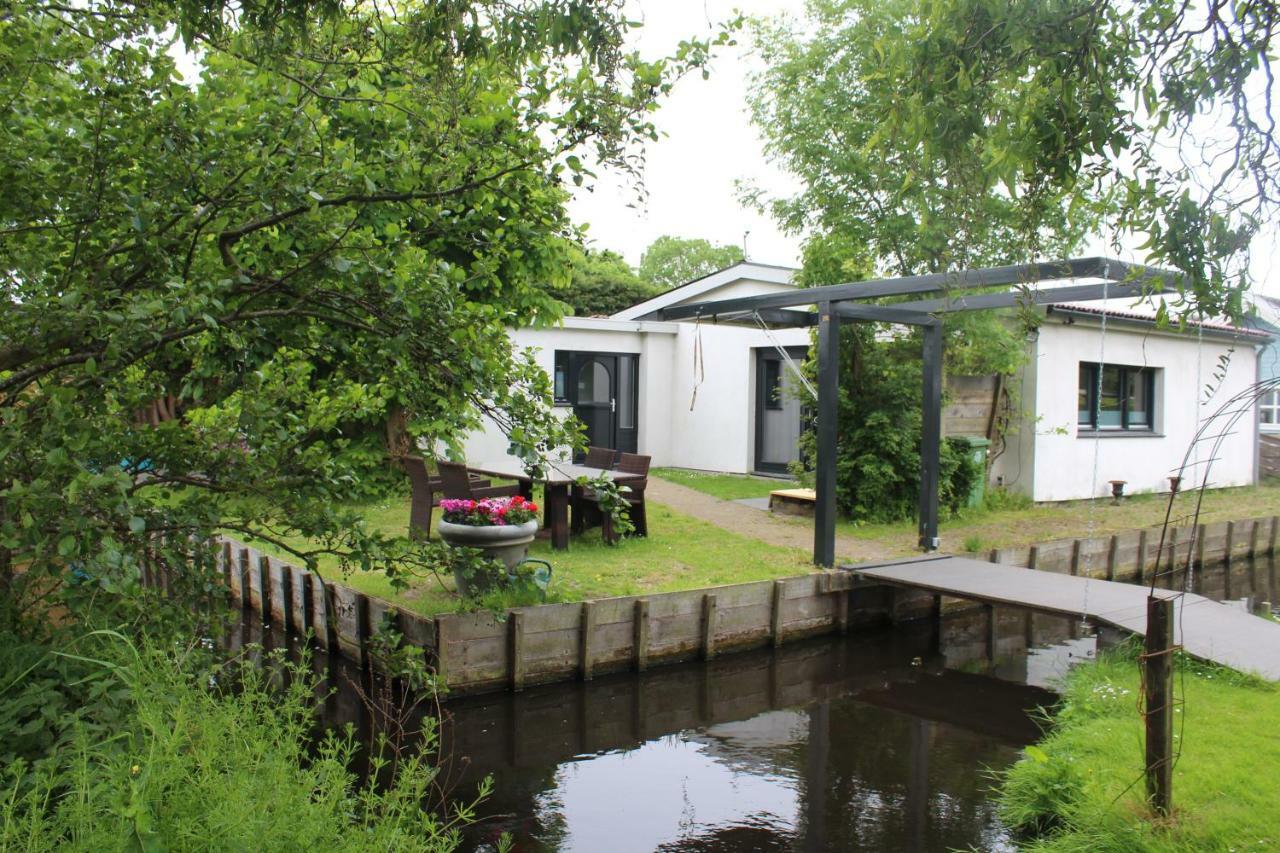 Bungalow Haarlem Amsterdam With Jacuzzi Vijfhuizen Exterior photo